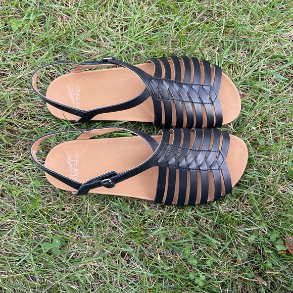 NEW women’s Dansko Sandals - Picture 3 of 7